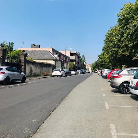 Location F1 Neuf Centre Historique Riom公寓 外观 照片