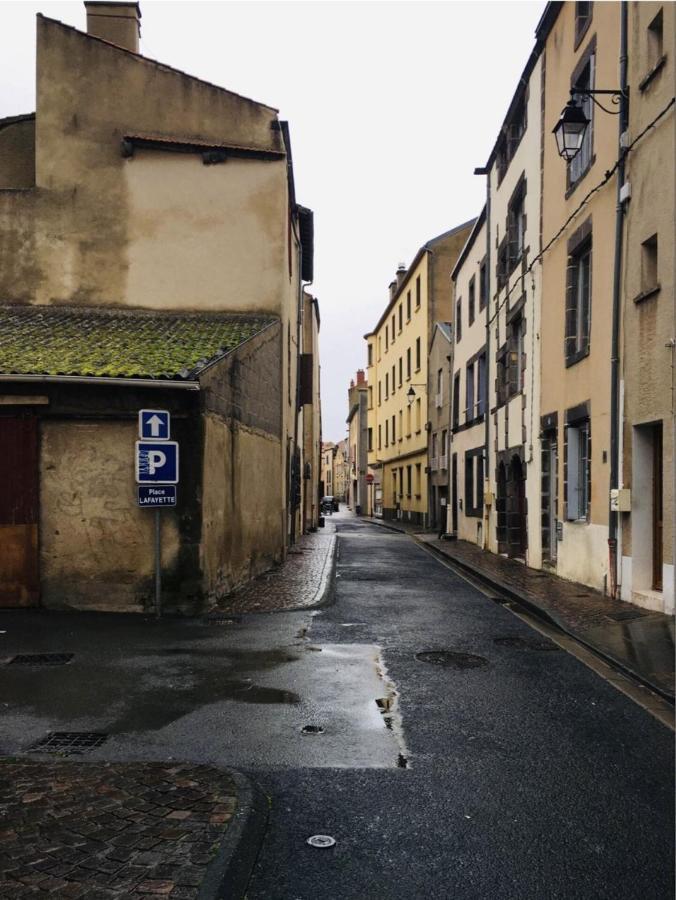 Location F1 Neuf Centre Historique Riom公寓 外观 照片